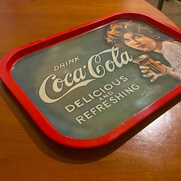 ‼️Vintage‼️ Drink Coco-Cola Refreshing Collector Serving Tray - Picture 12 of 12